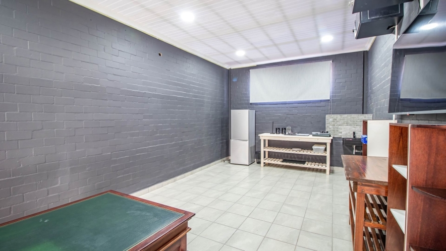 Commercial Property for Sale in Vredenburg Western Cape